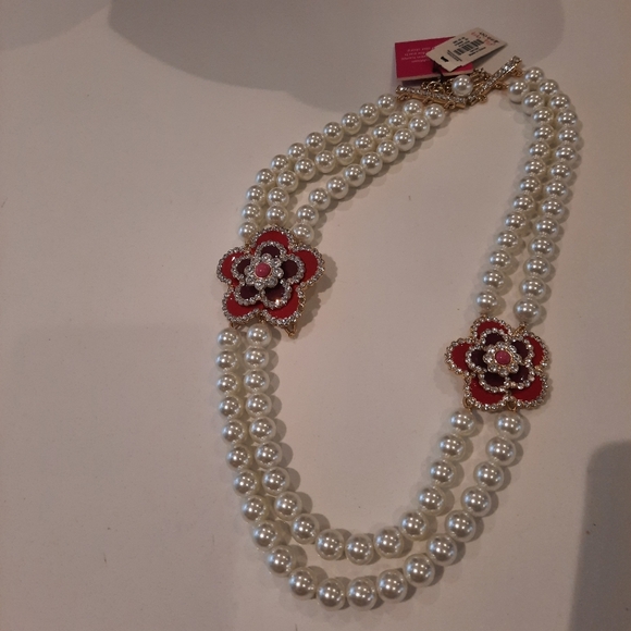 Talbots limited  edition pearl statement necklace - Picture 6 of 8